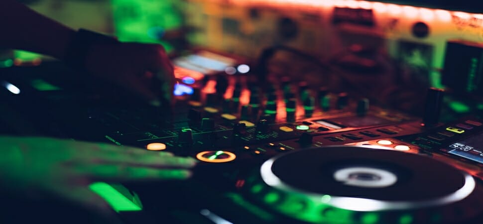 How to pick the perfect DJ